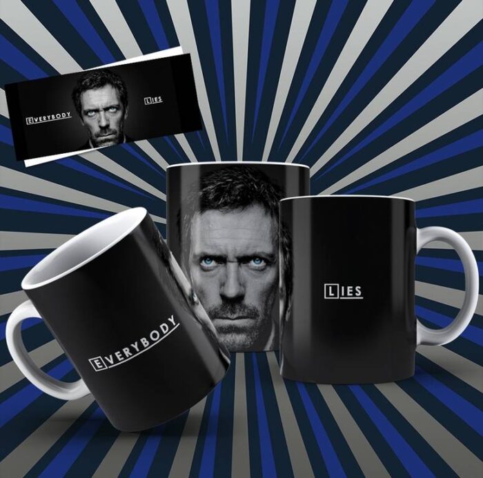 Hrneček s motivem ze seriálu  Dr. House 8